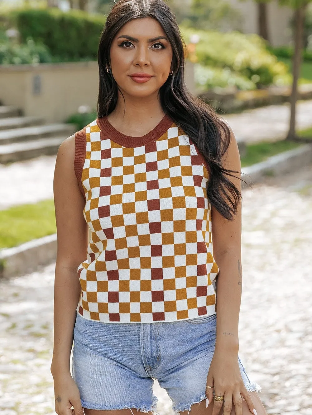 Brown Plaid Cropped Sleeveless Sweater Vest