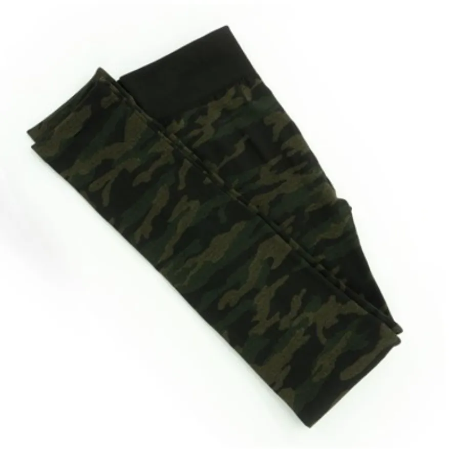 Fleece Lined Leggings in Jungle Camo Pattern