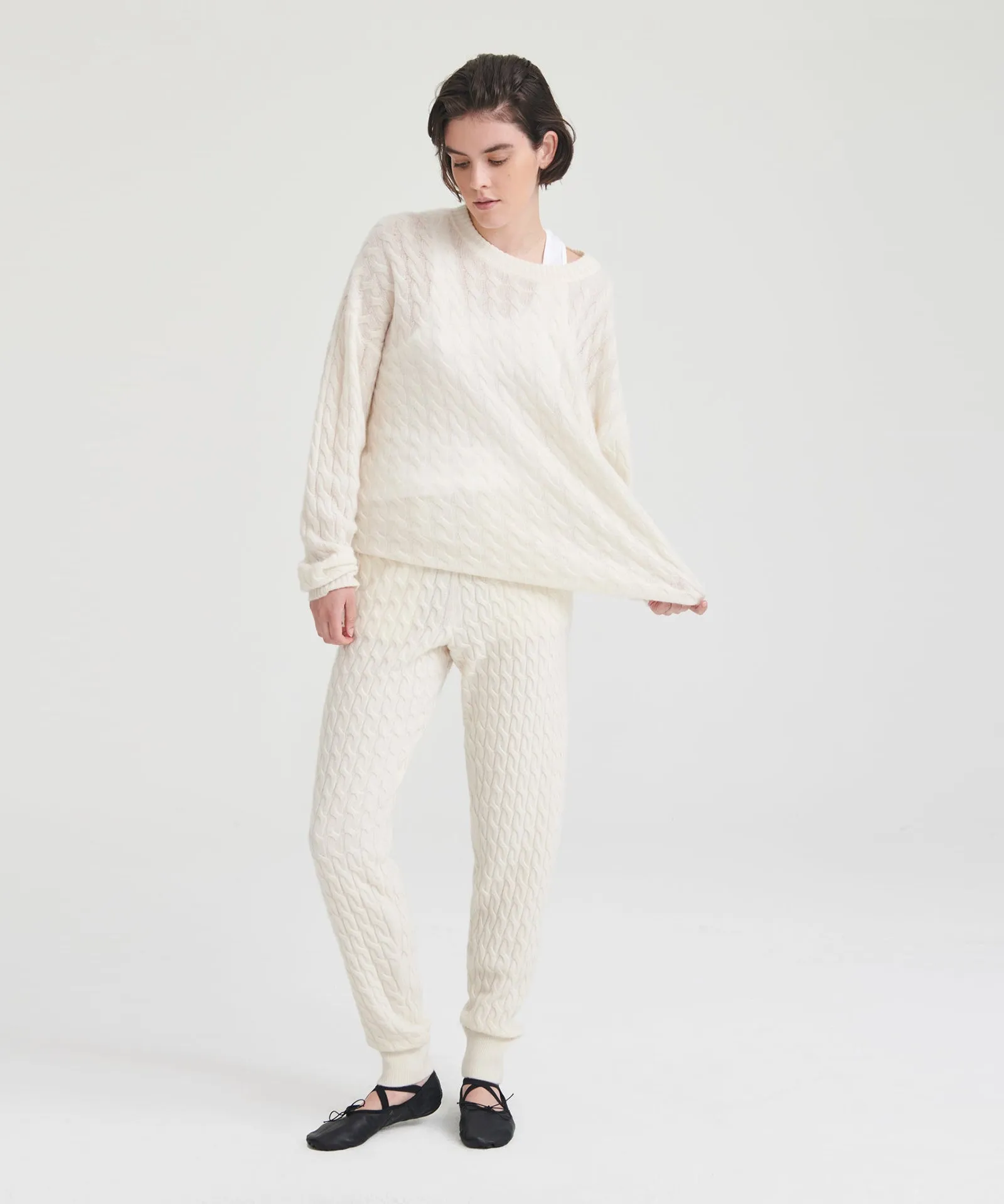 Lightweight Cashmere Cable Knit Oversized Crewneck