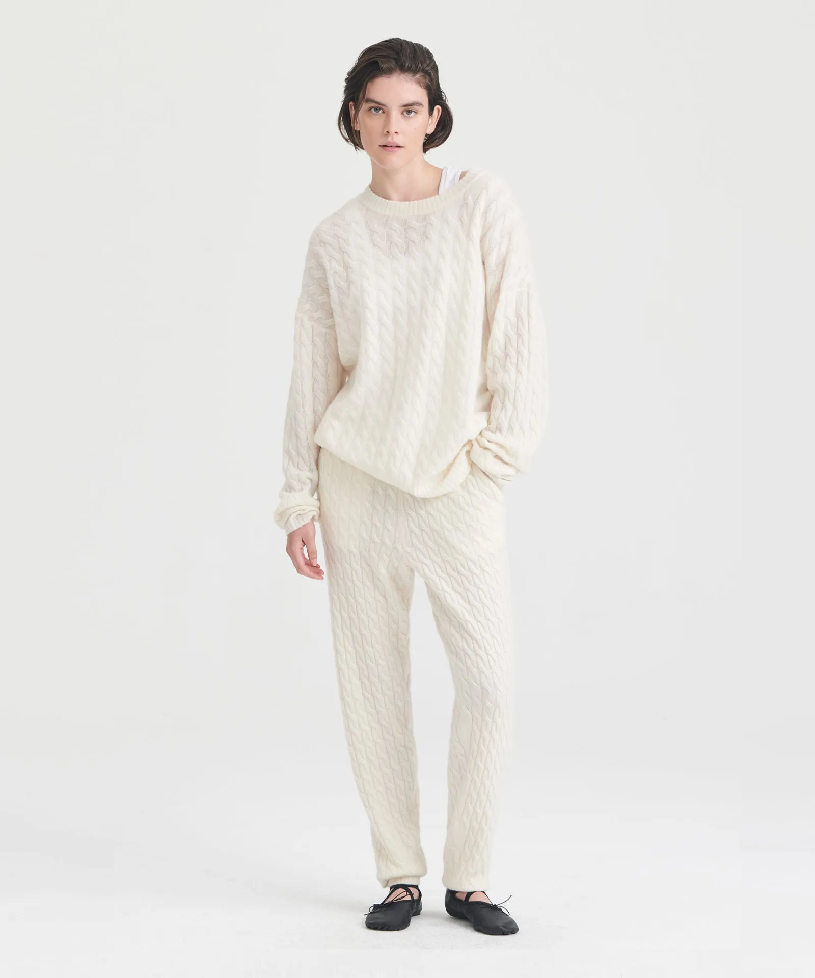 Lightweight Cashmere Cable Knit Oversized Crewneck