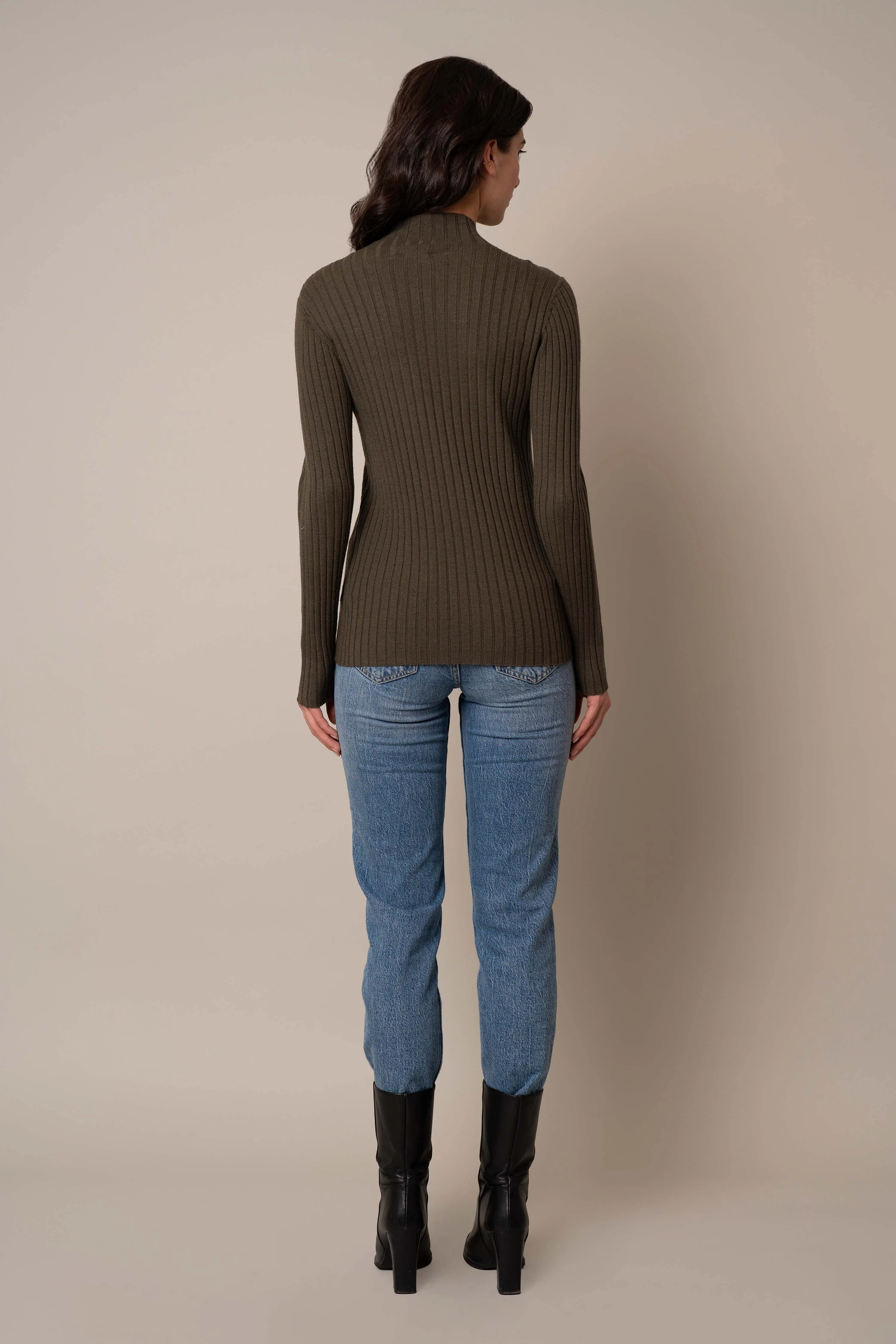 Mock Neck Ribbed Pullover