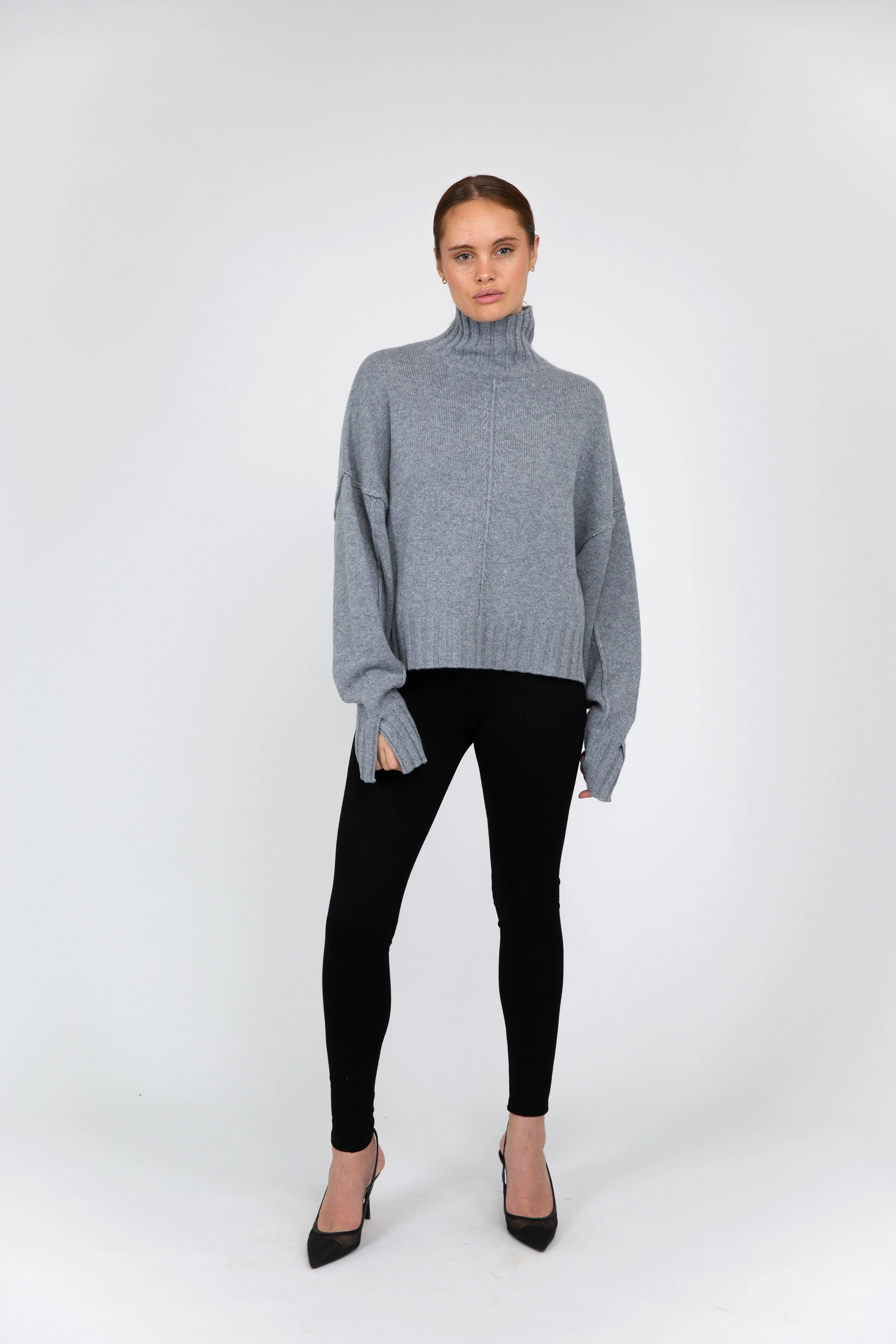 VAN KUKIL TURTLE NECK JUMPER