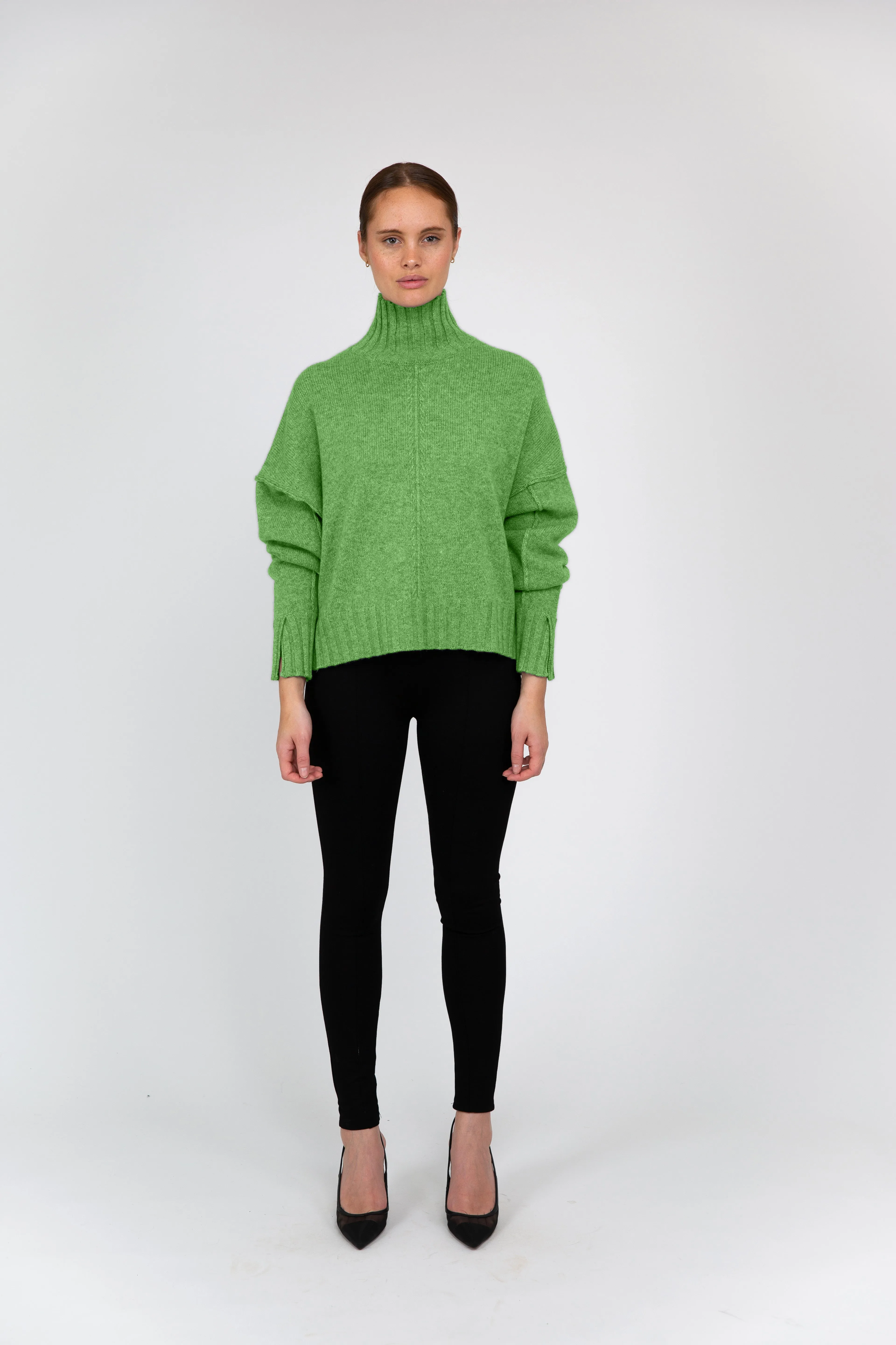 VAN KUKIL TURTLE NECK JUMPER