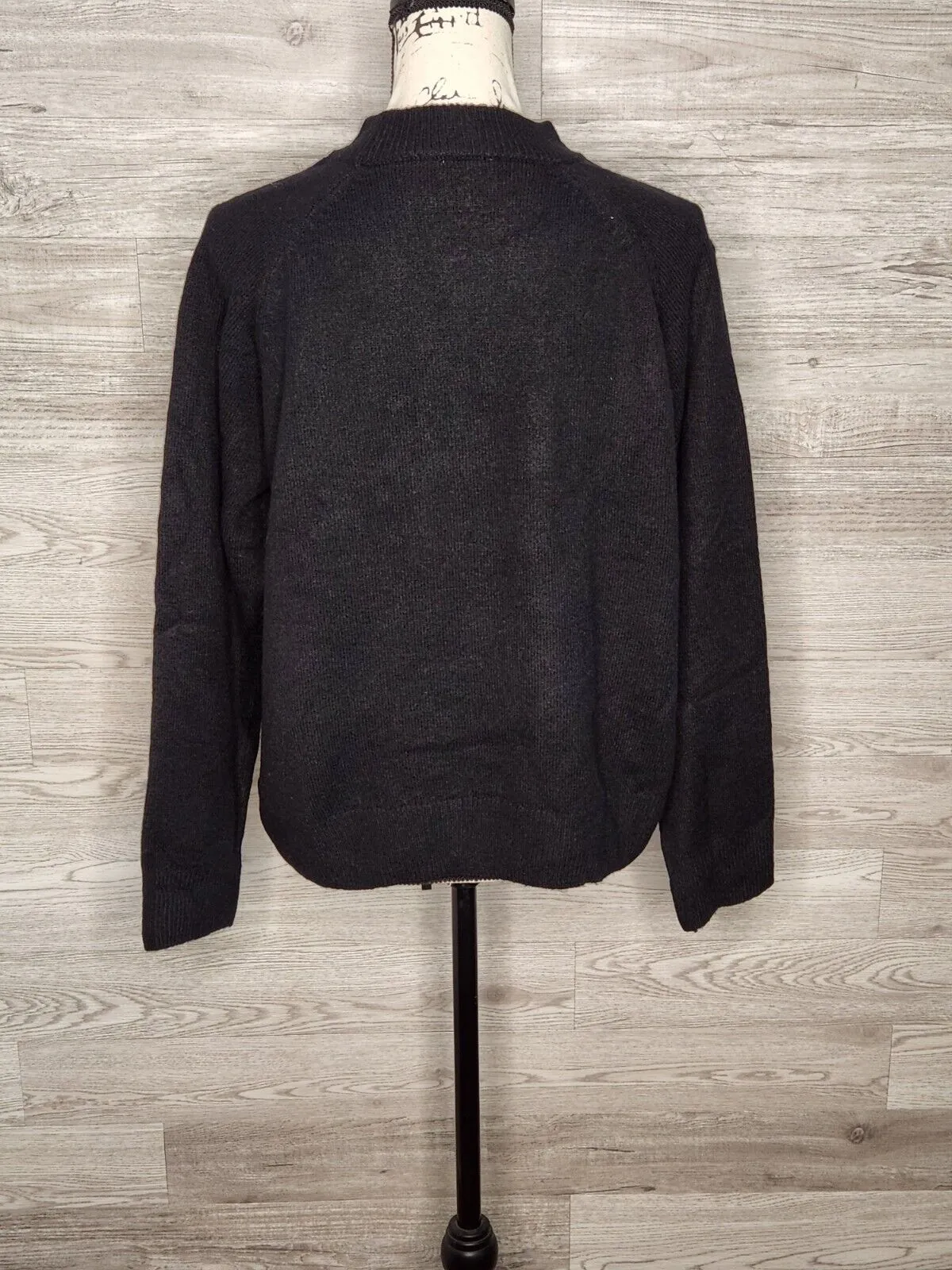 Vince Camuto Women's Black Long Sleeve Lightweight Mock Neck Sweater