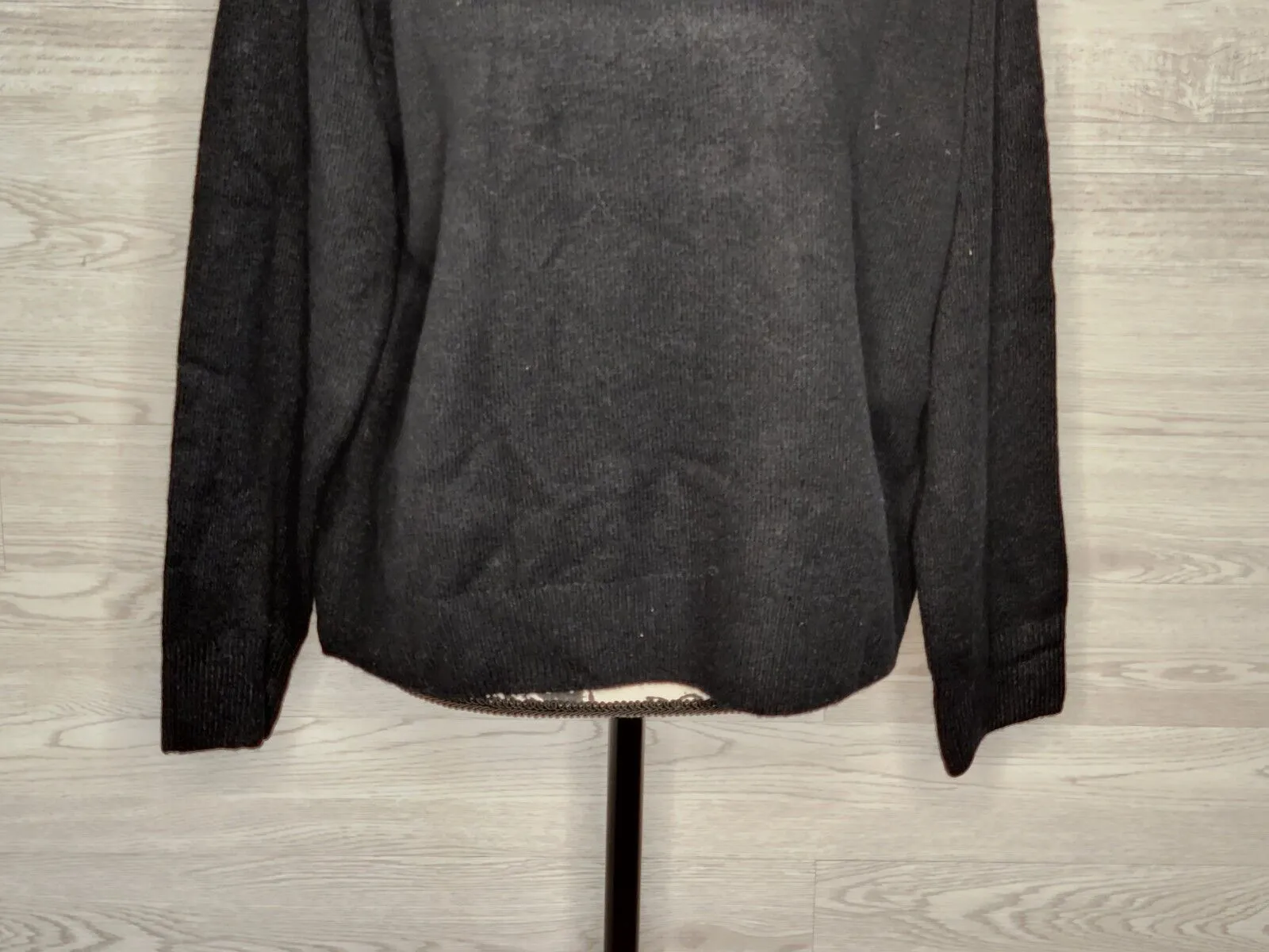 Vince Camuto Women's Black Long Sleeve Lightweight Mock Neck Sweater